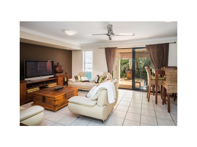 34/60 Caseys Road, Hope Island QLD 4212