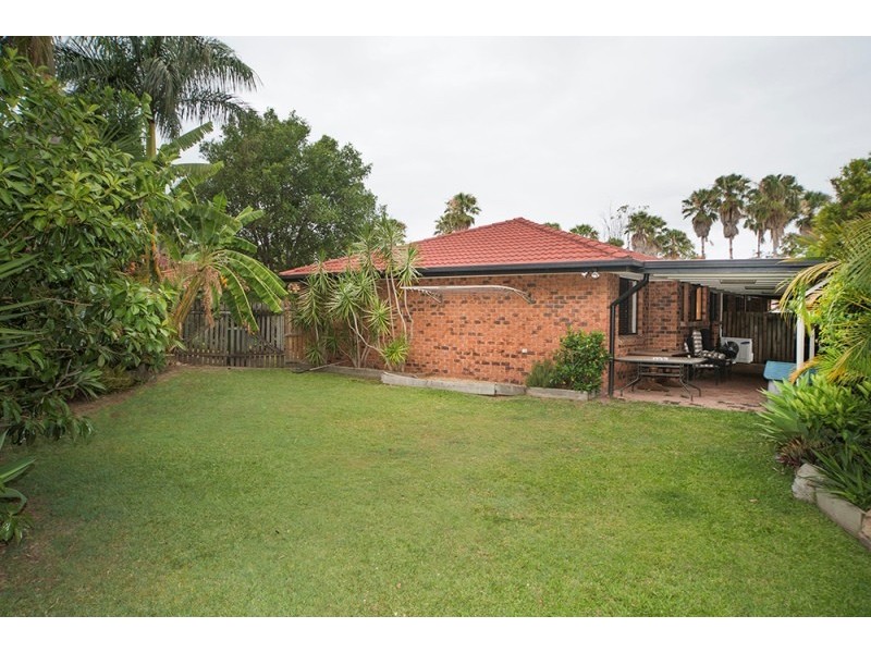 15/16 Telopea Street, Labrador QLD 4215