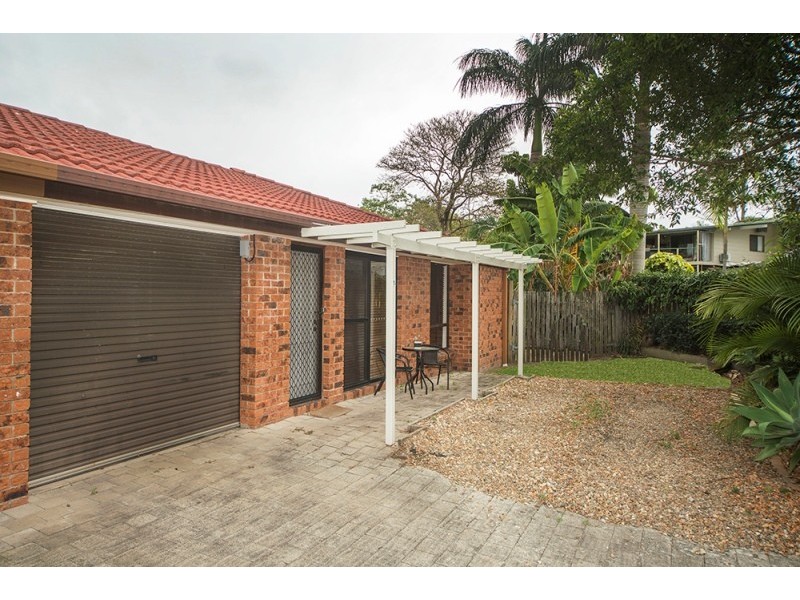 15/16 Telopea Street, Labrador QLD 4215