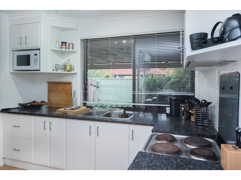 15/16 Telopea Street, Labrador QLD 4215