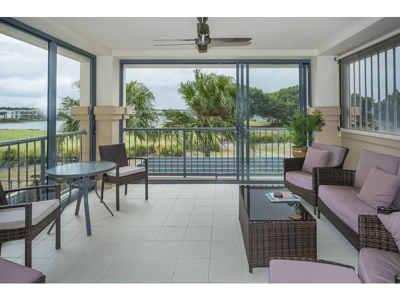 8410 Magnolia Drive East, Hope Island QLD 4212