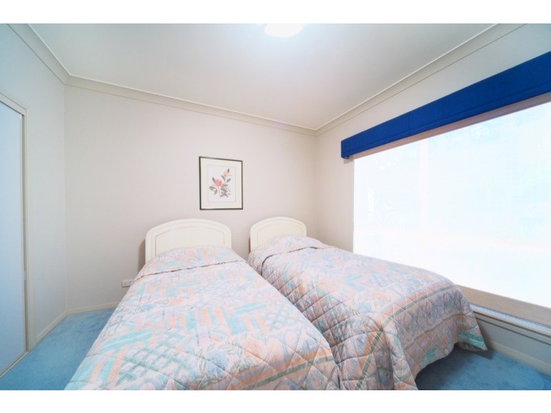 1098 Beechwood Drive, Hope Island QLD 4212