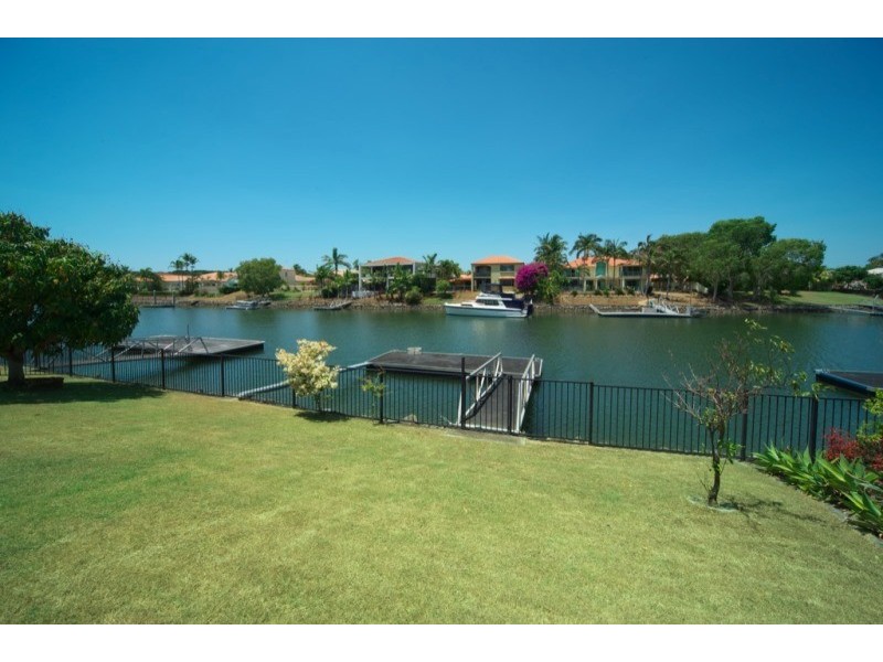 1098 Beechwood Drive, Hope Island QLD 4212