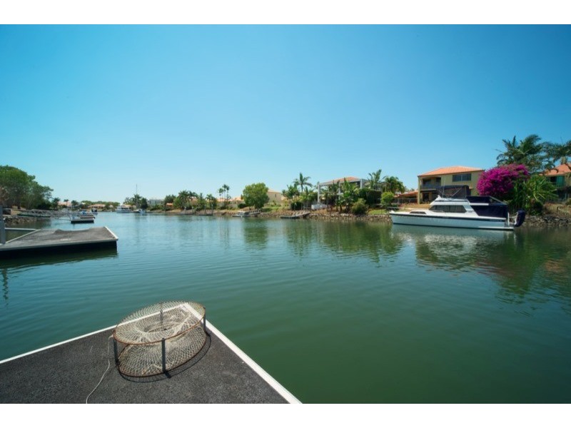 1098 Beechwood Drive, Hope Island QLD 4212