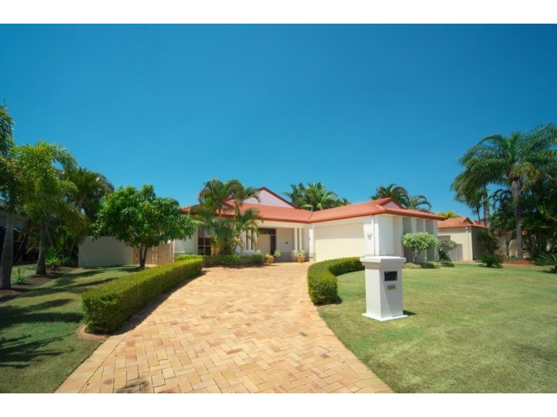 1098 Beechwood Drive, Hope Island QLD 4212