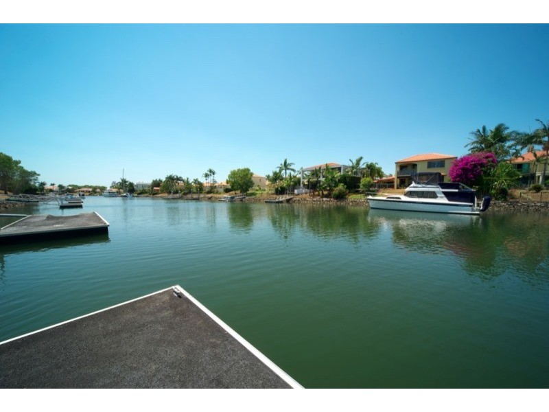 1098 Beechwood Drive, Hope Island QLD 4212