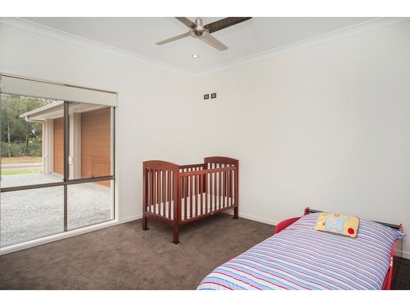 3158 Riverleigh Drive, Hope Island QLD 4212