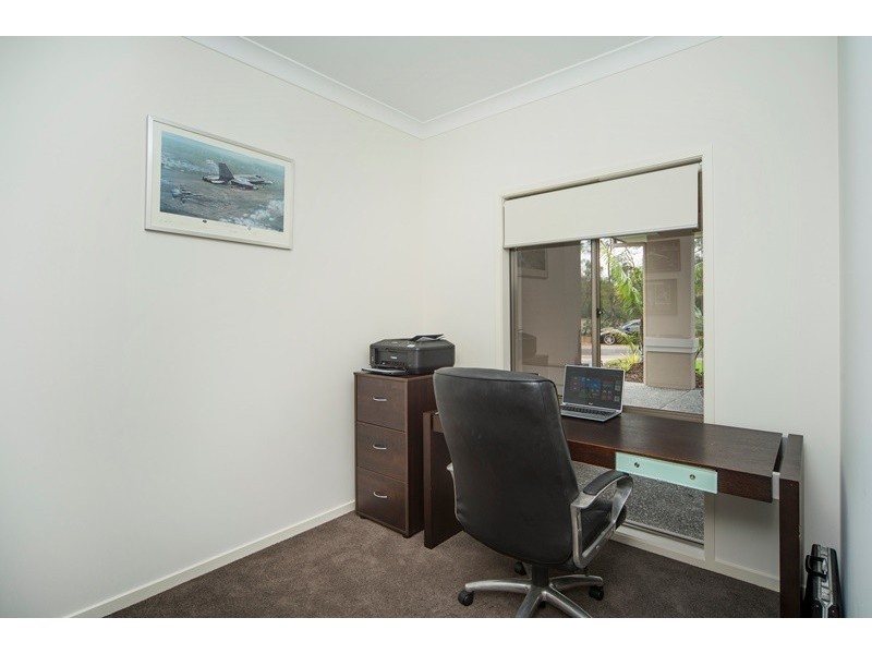 3158 Riverleigh Drive, Hope Island QLD 4212