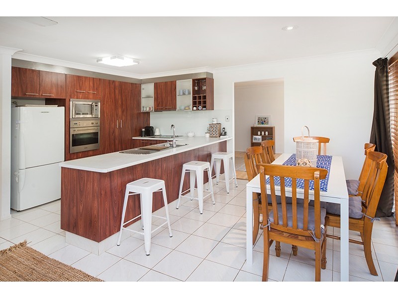 14 Lakewood Court, Monterey Keys QLD 4212