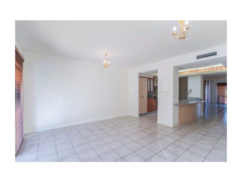 3285 Palladian Drive, Hope Island QLD 4212