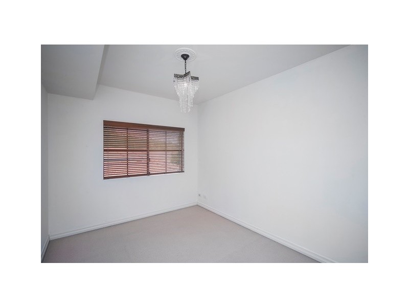 3285 Palladian Drive, Hope Island QLD 4212