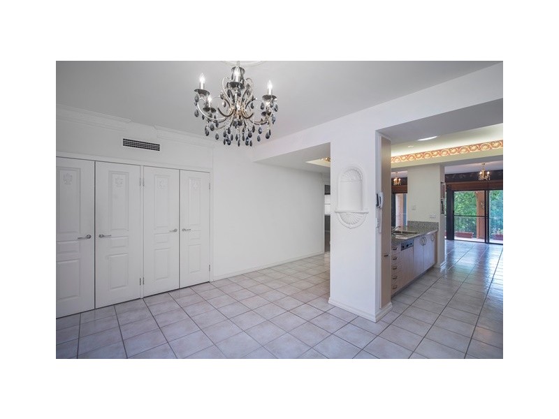 3285 Palladian Drive, Hope Island QLD 4212