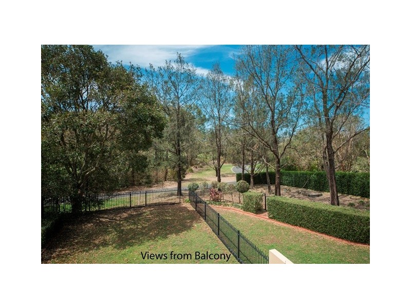 3285 Palladian Drive, Hope Island QLD 4212