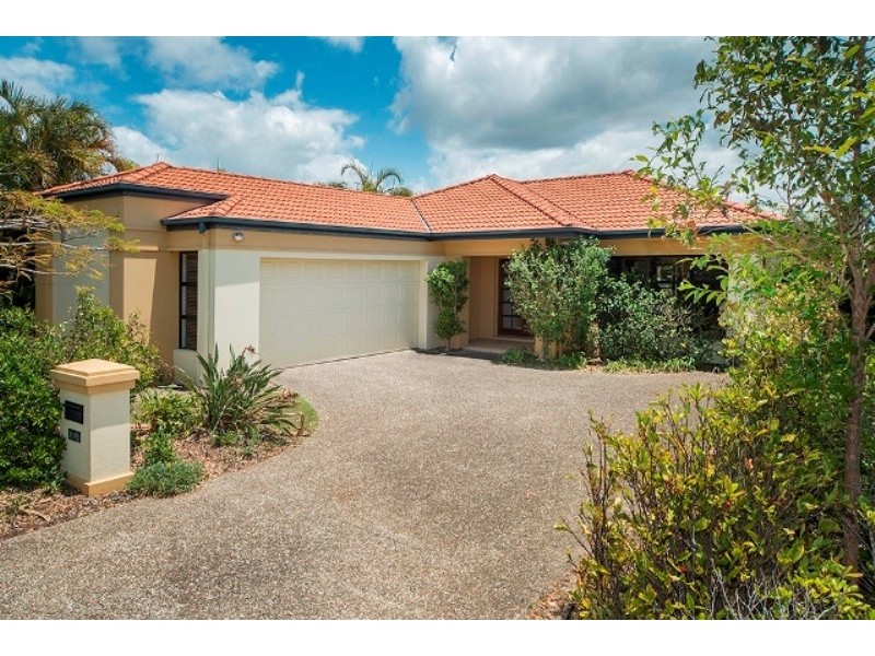 2027 Gracemere Gardens Circuit, Hope Island QLD 4212