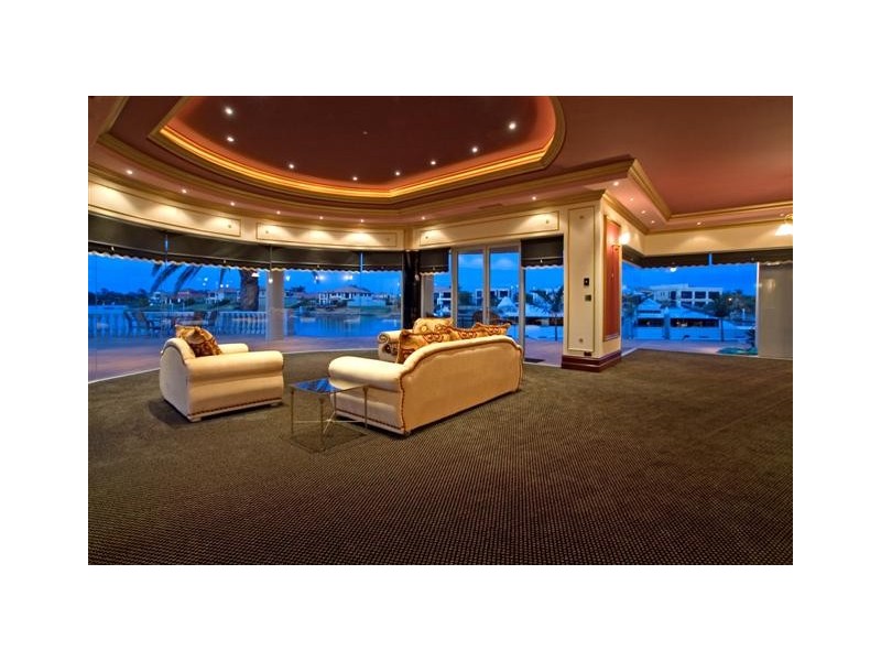 2585 Gracemere Circuit North, Hope Island QLD 4212