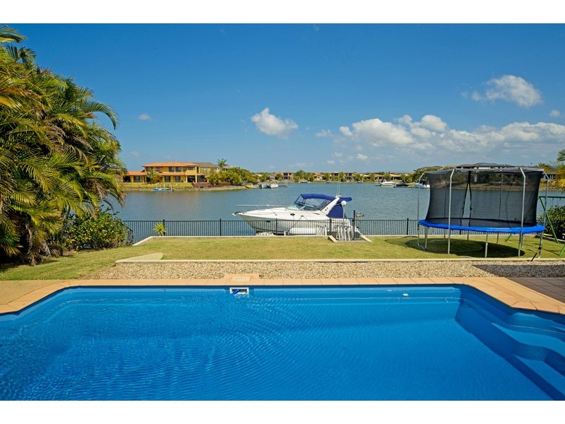 26 The Peninsula, Helensvale QLD 4212