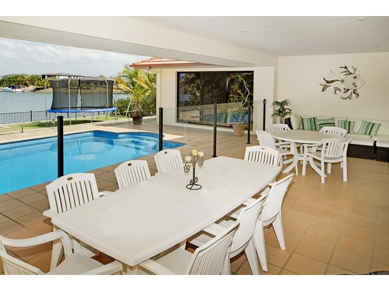 26 The Peninsula, Helensvale QLD 4212