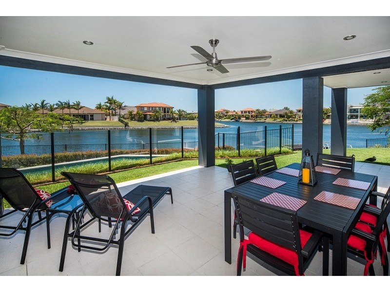 14 Pipers Point, Helensvale QLD 4212