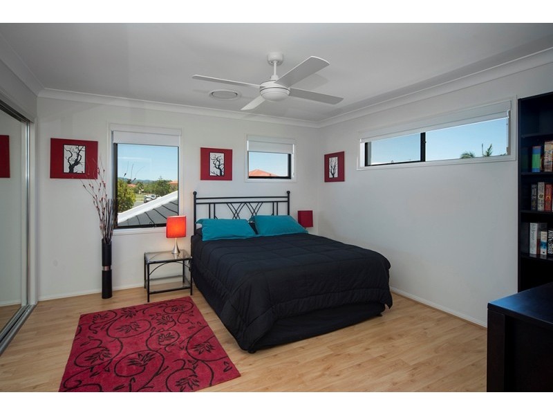14 Pipers Point, Helensvale QLD 4212