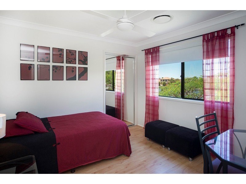 14 Pipers Point, Helensvale QLD 4212