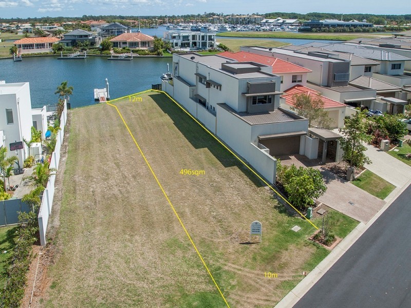 2234 Glengallon Way, Hope Island QLD 4212