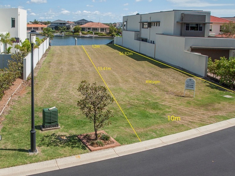 2234 Glengallon Way, Hope Island QLD 4212