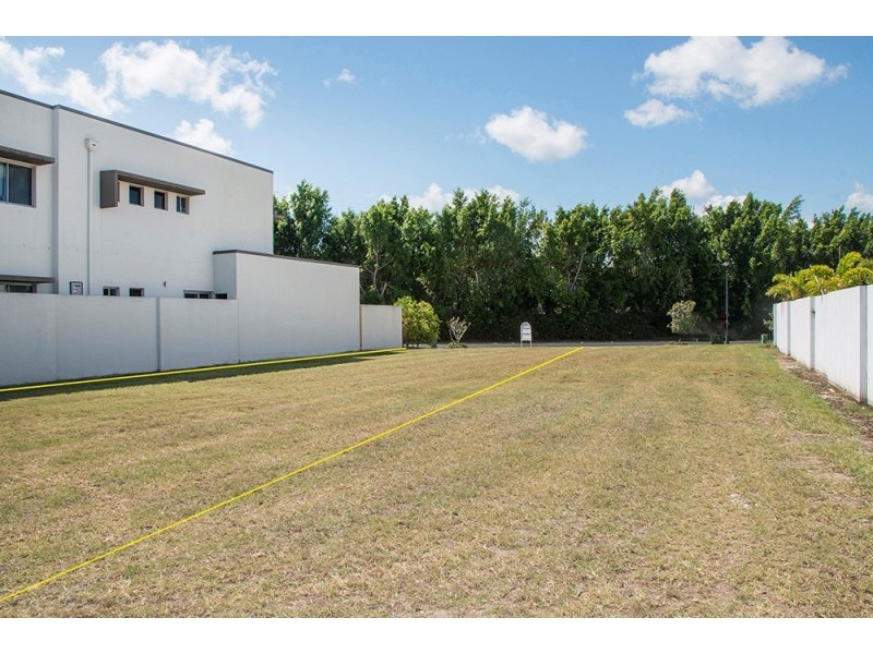 2234 Glengallon Way, Hope Island QLD 4212