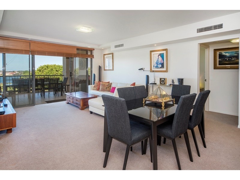 8418 Magnolia Drive, Hope Island QLD 4212