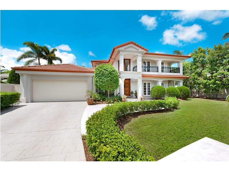 1004 Rosebank Way, Hope Island QLD 4212