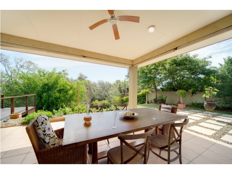 3147 Riverleigh Drive, Hope Island QLD 4212