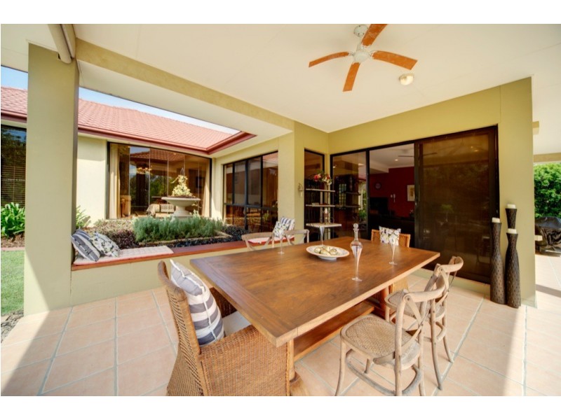 3147 Riverleigh Drive, Hope Island QLD 4212