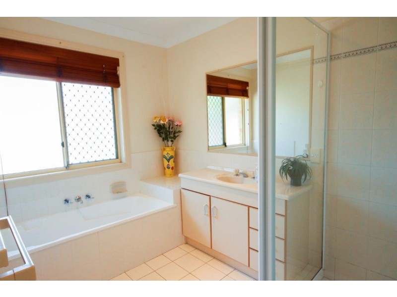 18 Arlene Park Terrace, Monterey Keys QLD 4212