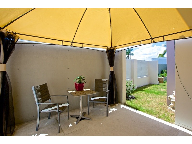 45 Sickle Avenue, Hope Island QLD 4212