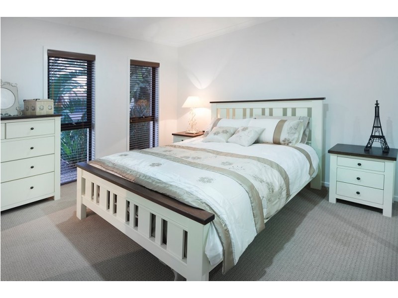 2136 Beaufort Way, Hope Island QLD 4212