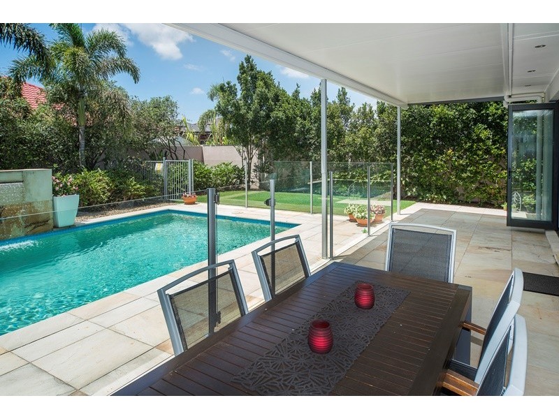2830 Gracemere Circuit East, Hope Island QLD 4212