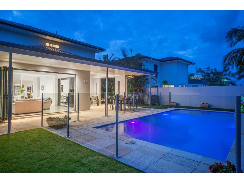 2830 Gracemere Circuit East, Hope Island QLD 4212