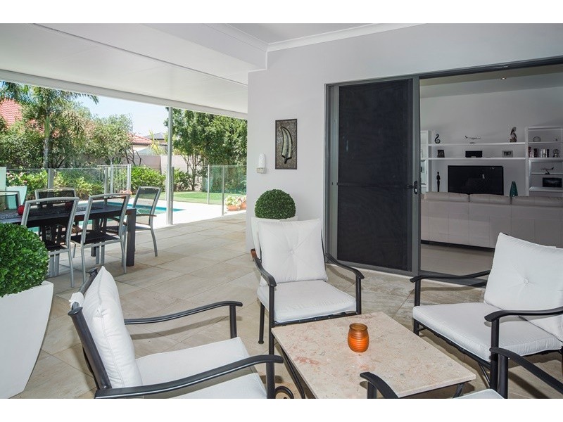 2830 Gracemere Circuit East, Hope Island QLD 4212