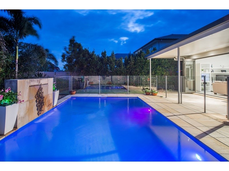 2830 Gracemere Circuit East, Hope Island QLD 4212