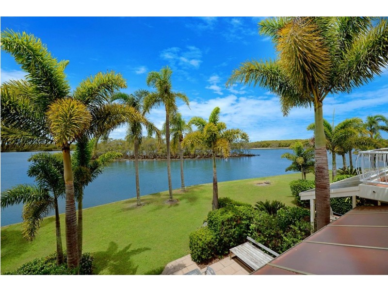 2/81-91 Boykambil Esplanade North, Hope Island QLD 4212