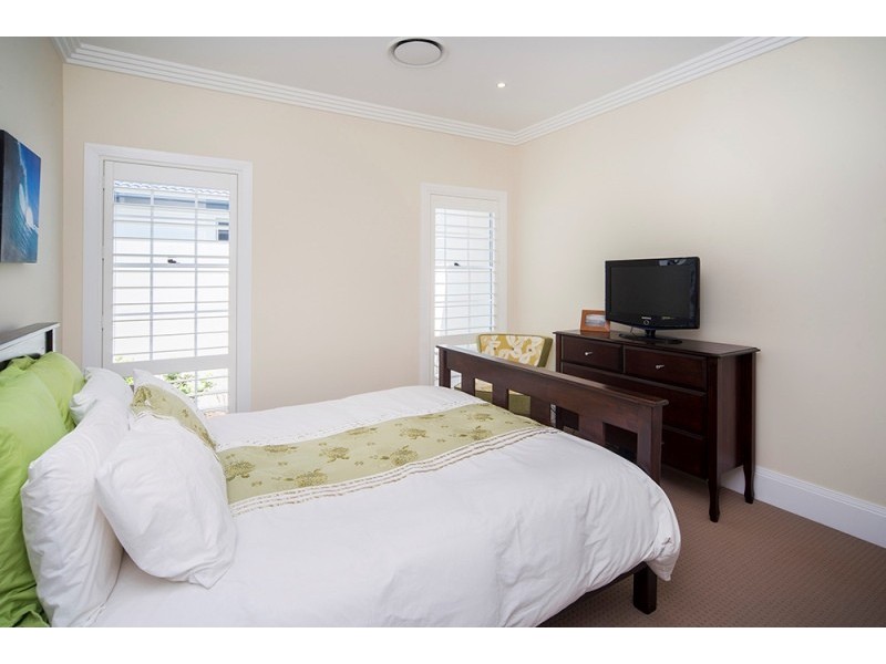 2837 Wylarah Way, Hope Island QLD 4212