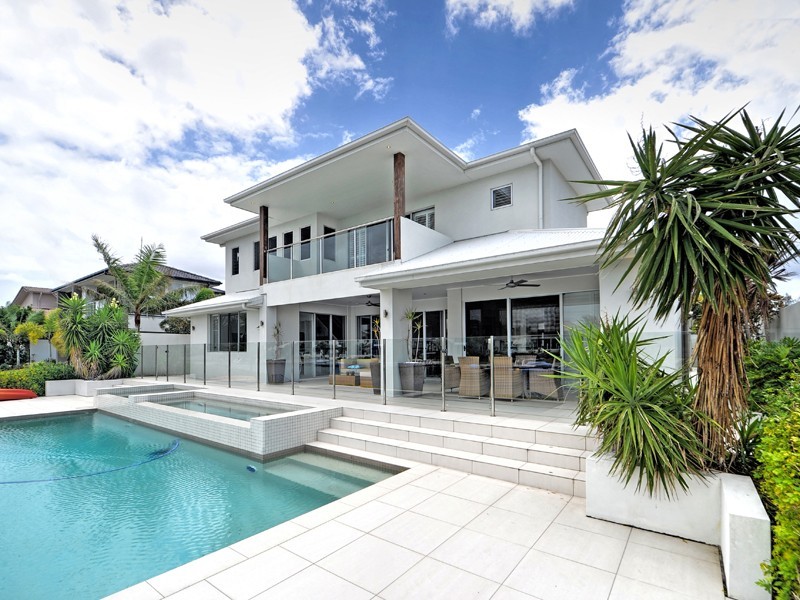 26 Parkview Place, Helensvale QLD 4212