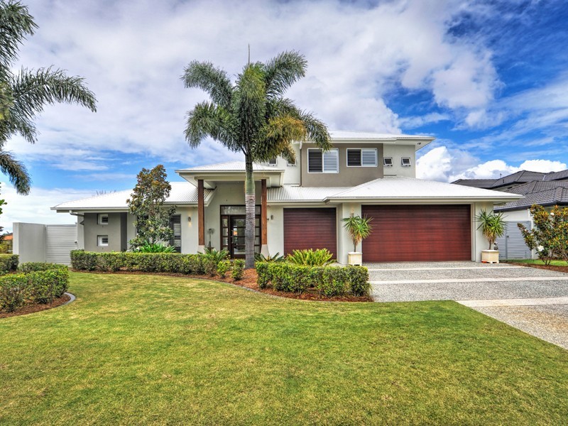 26 Parkview Place, Helensvale QLD 4212
