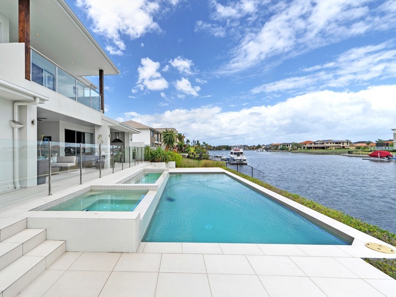 26 Parkview Place, Helensvale QLD 4212