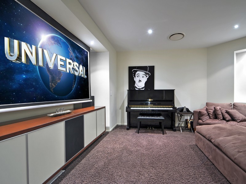 26 Parkview Place, Helensvale QLD 4212