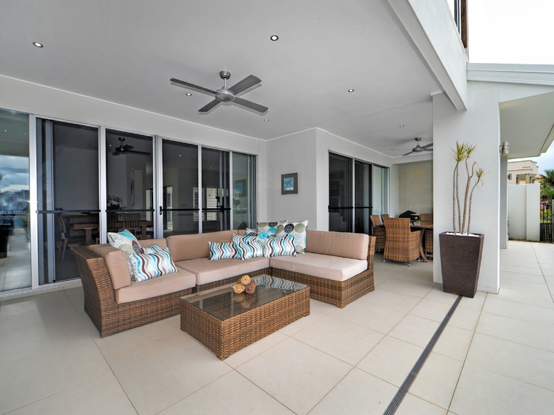 26 Parkview Place, Helensvale QLD 4212