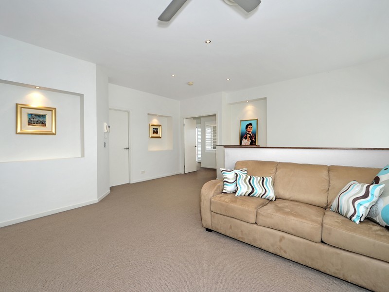 26 Parkview Place, Helensvale QLD 4212