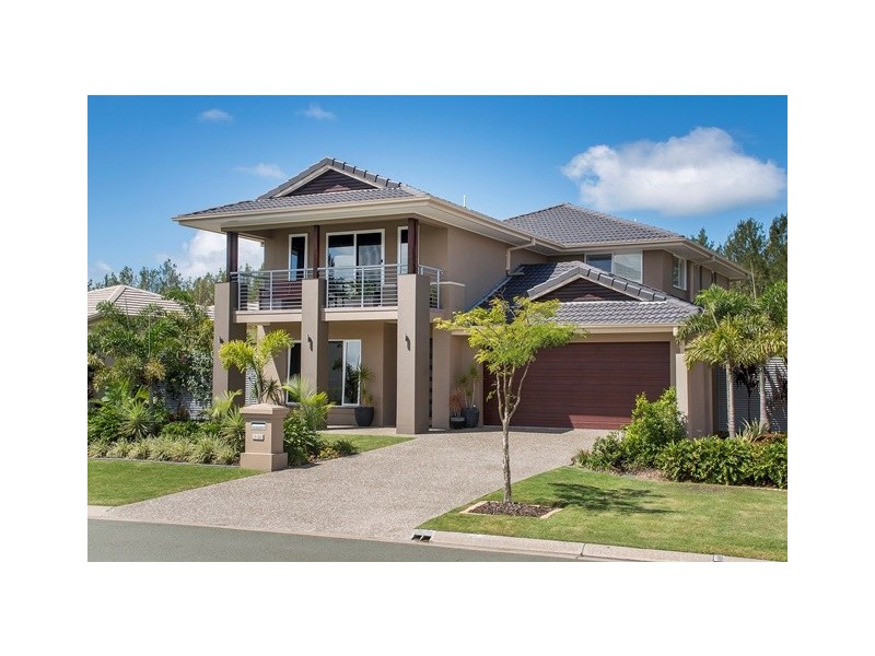 9135 Peter Senior Drive, Hope Island QLD 4212