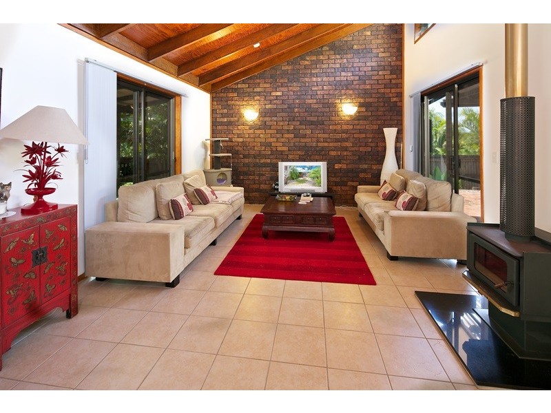 42 Diamantina Street, Chapel Hill QLD 4069