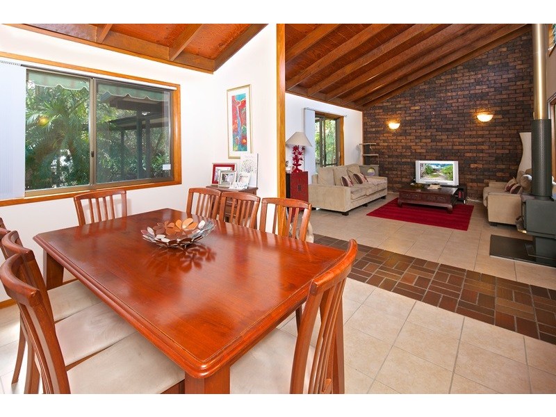 42 Diamantina Street, Chapel Hill QLD 4069