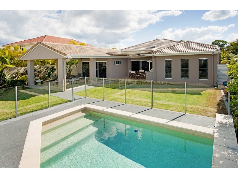 2572 Cressbrook Drive, Hope Island QLD 4212